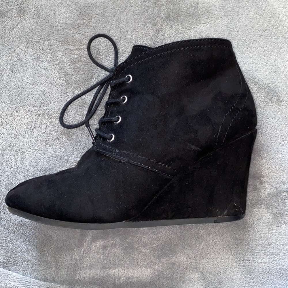 Booties - Picture 3 of 3